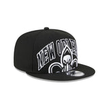 New Era New Orleans Pelicans Black Tip Off 9Fifty Snapback (60421582)
