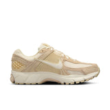 Nike Women's Zoom Vomero 5 (HQ0458-200)