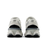 New Balance 9060 (U9060JBB)