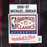 Mitchell &amp; Ness Michael Jordan Chicago Bulls 1996-97 Black Alternate Authentic Jersey (AJY4AC18126-CBUBLCK96MJO)