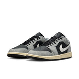 Air Jordan 1 Low SE (HQ2010-012)