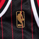 Mitchell &amp; Ness Michael Jordan Chicago Bulls 1996-97 Black Alternate Authentic Jersey (AJY4AC18126-CBUBLCK96MJO)