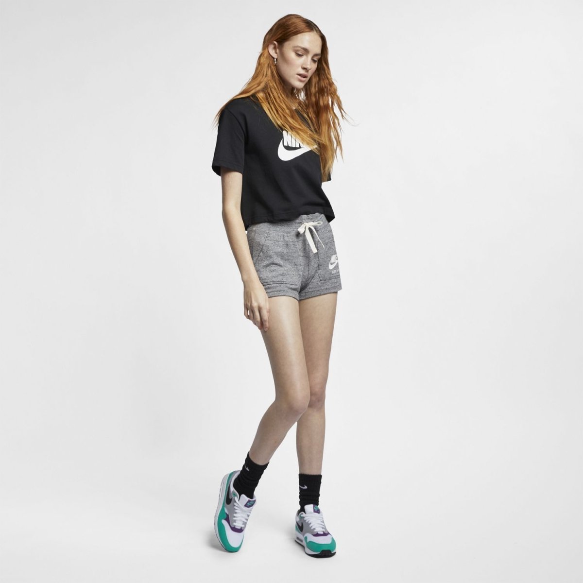 Nike Women's Sportswear Essential Crop Top (BV6175-010) – STNDRD ATHLETIC  CO.